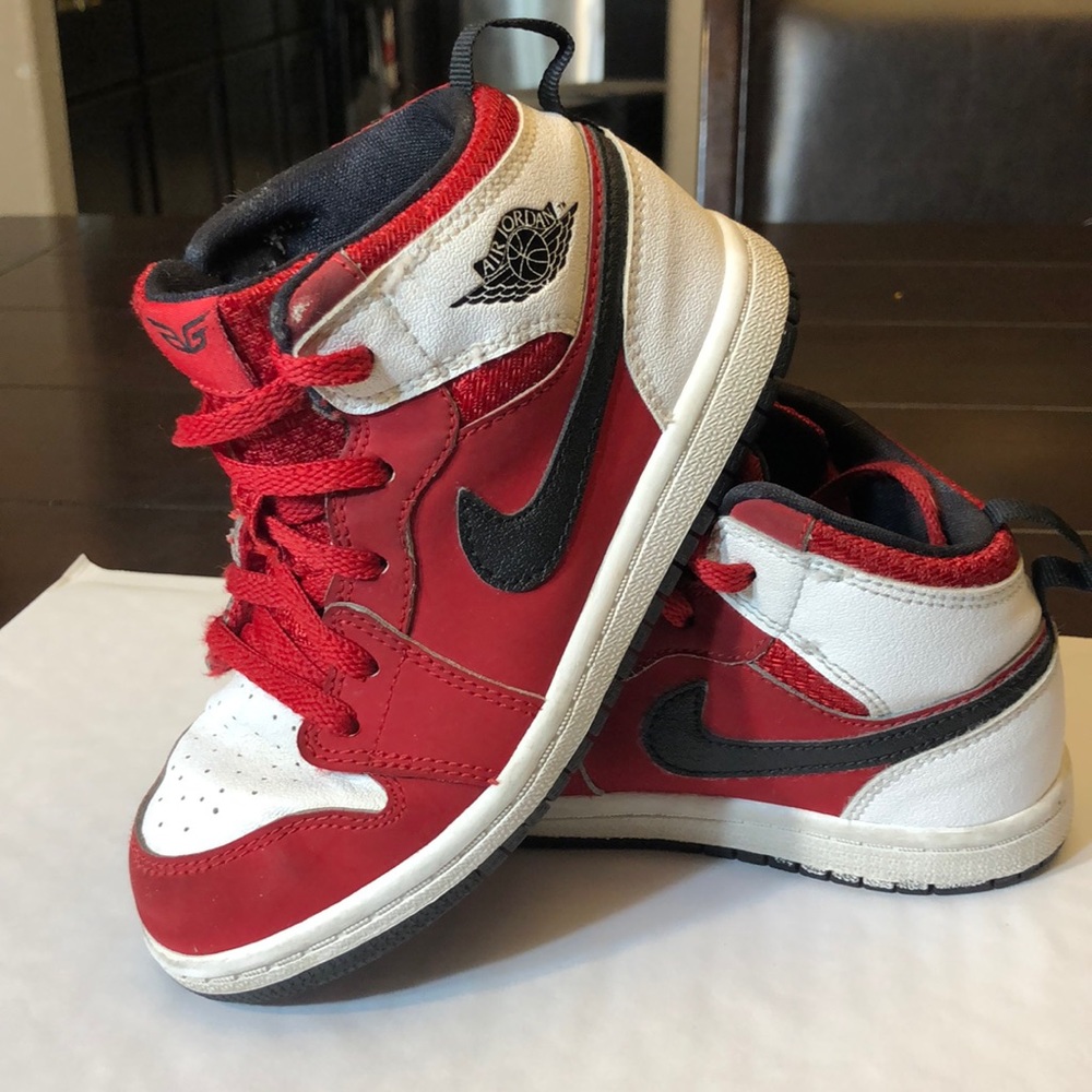 Jordan 1 Retro High Blake Griffin